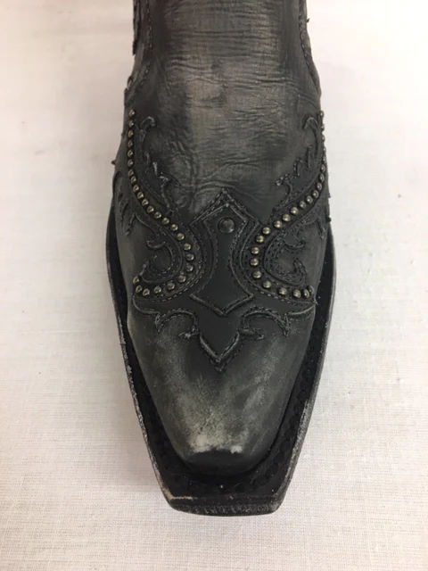 Corral - 1381 Studs & Overlay - Image 3